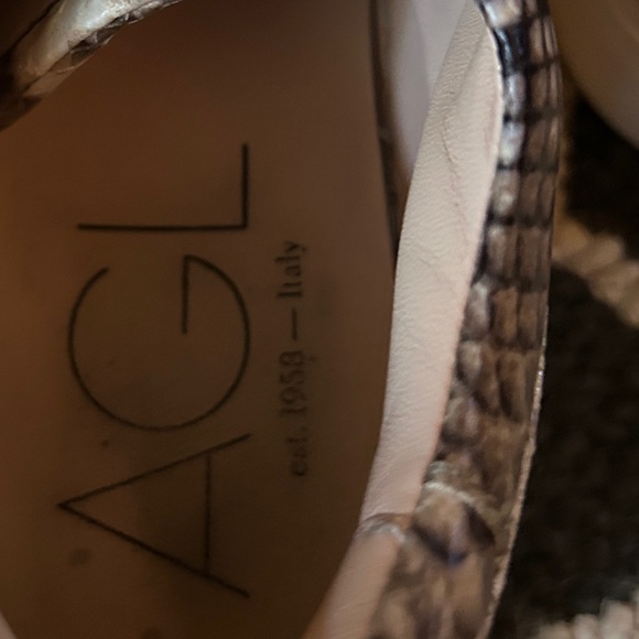 EUC AGL Attilio Giusti Leombruni Snakeskin Leather Sneakers 38.5 of Size 8.5 - Picture 5 of 10